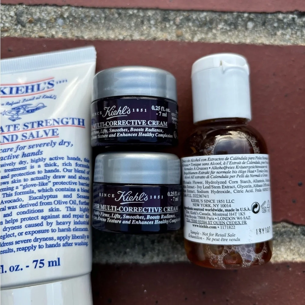 Kiehl's Skincare Set with Purple Pouch